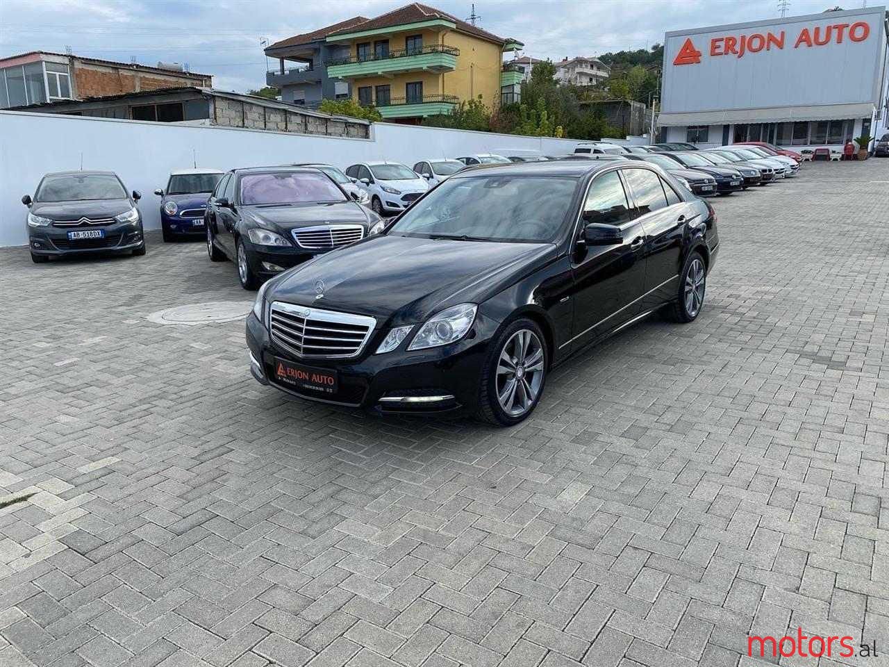 2010' Mercedes-Benz E 350 photo #1