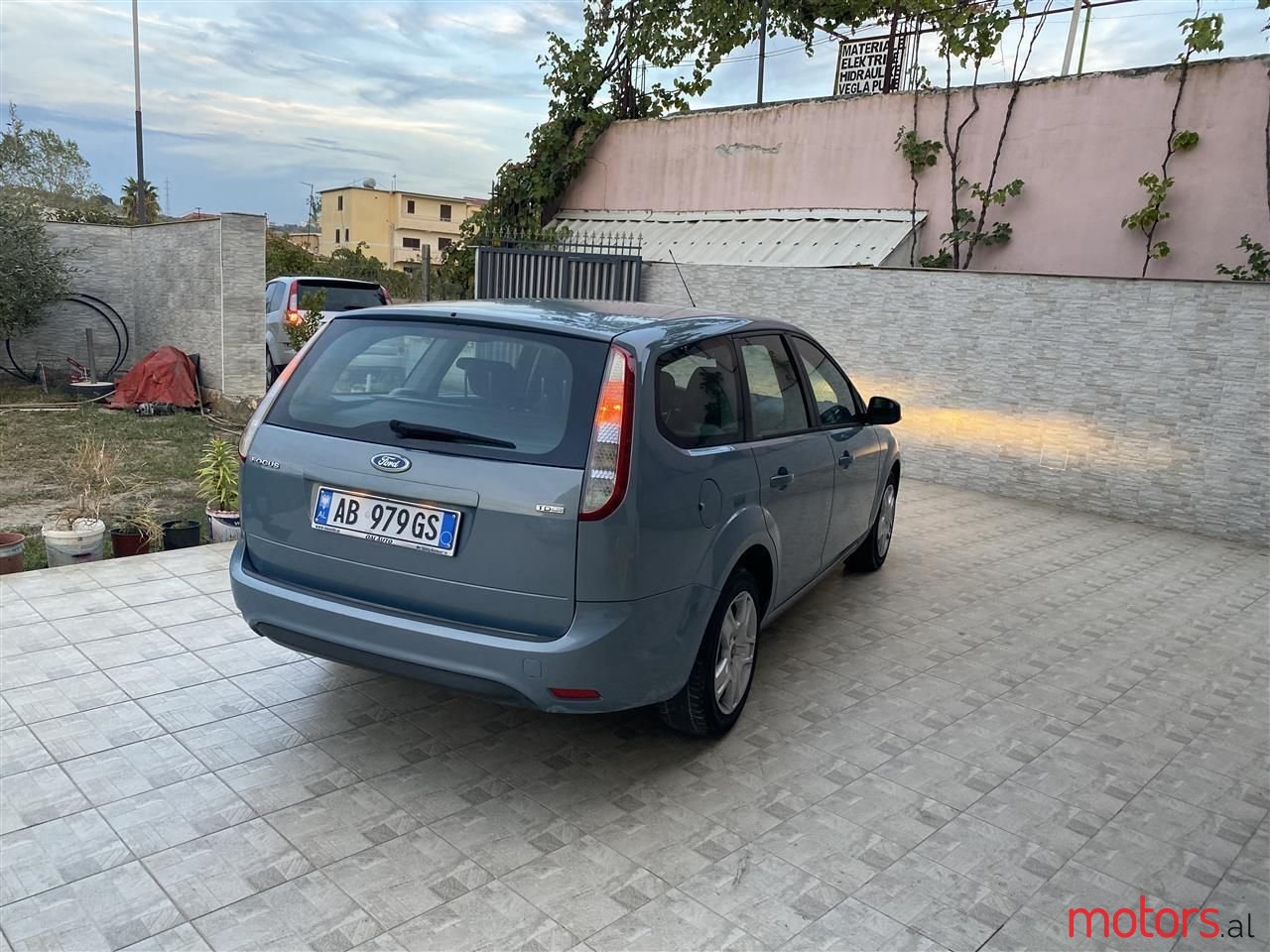 2009' Ford Focus photo #5