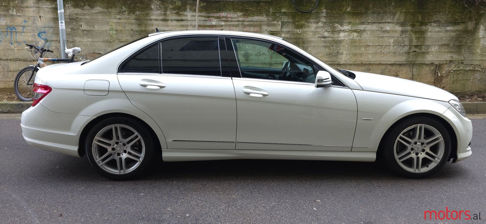 2009' Mercedes-Benz C 220 photo #5