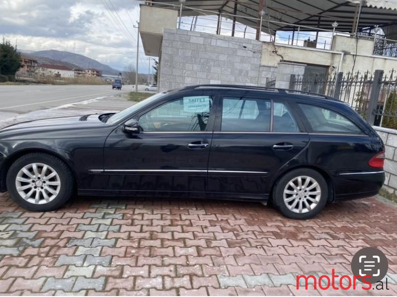 2006' Mercedes-Benz 220 photo #4
