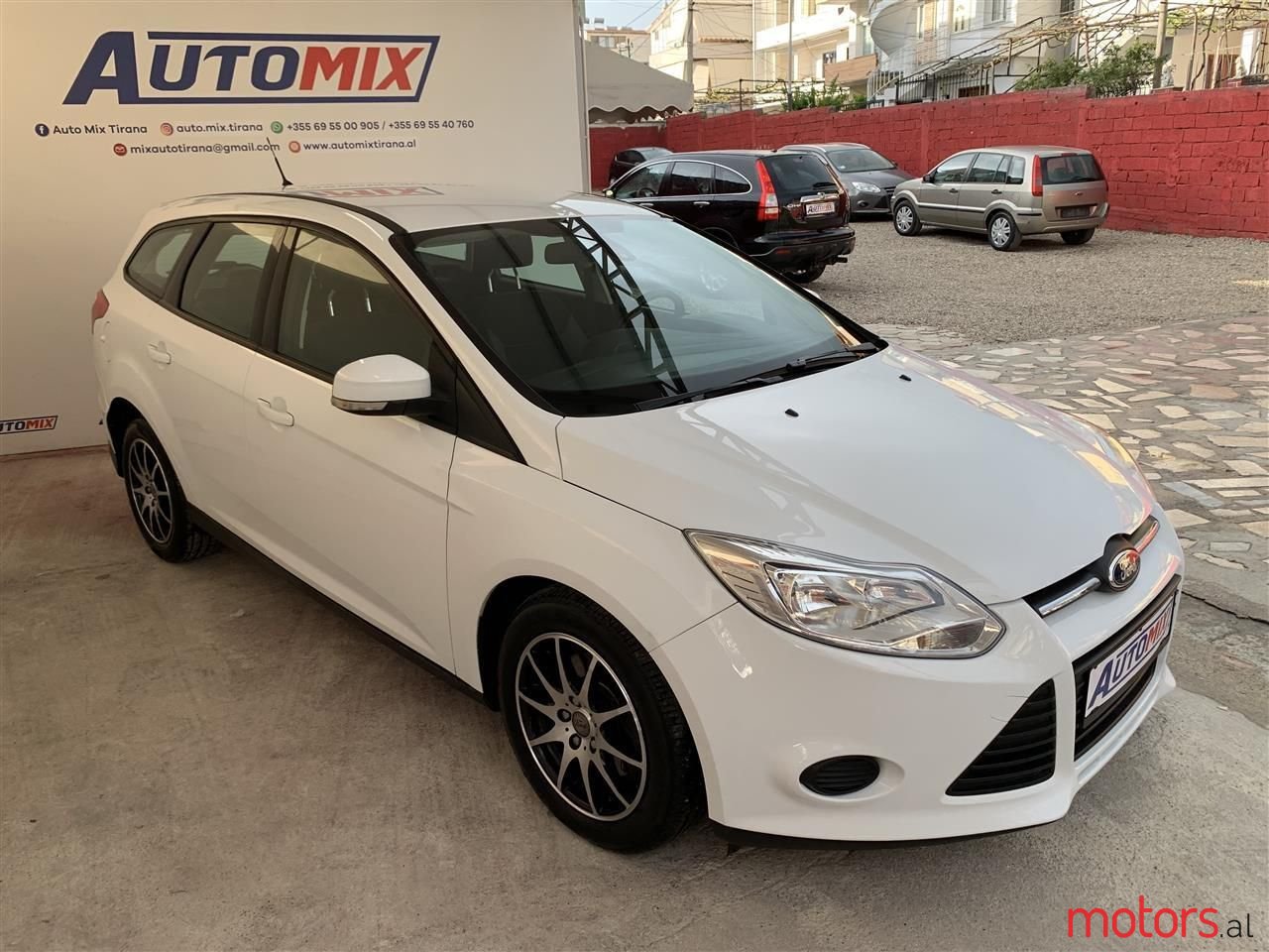 2013' Ford Focus photo #2