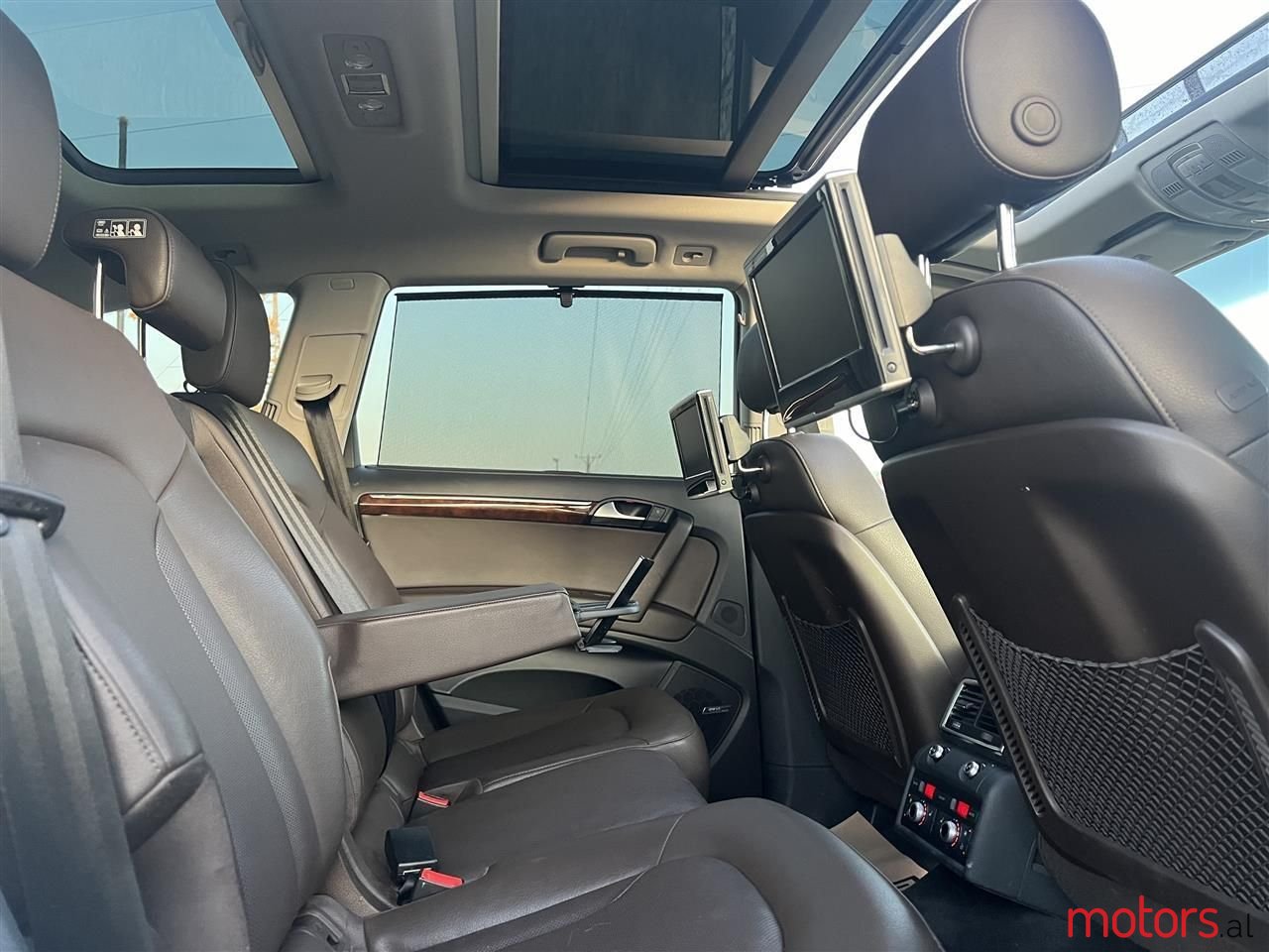 2013' Audi Q7 photo #5