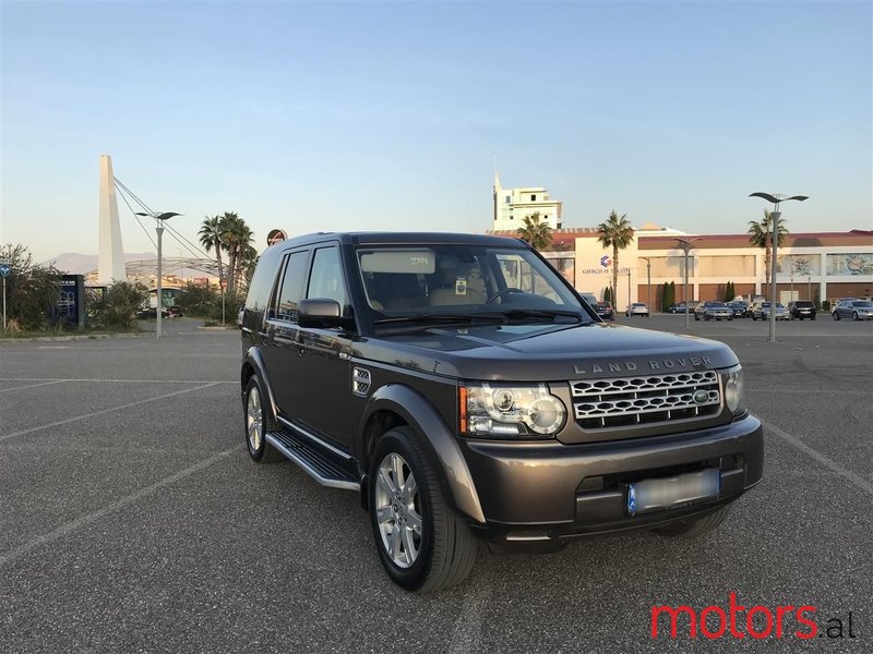 2012' Land Rover Discovery photo #3
