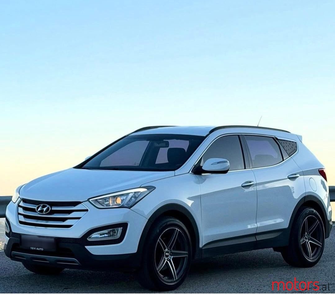 2014' Hyundai Santa Fe photo #1