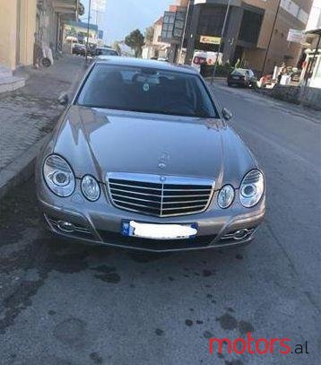 2007' Mercedes-Benz 220 photo #1