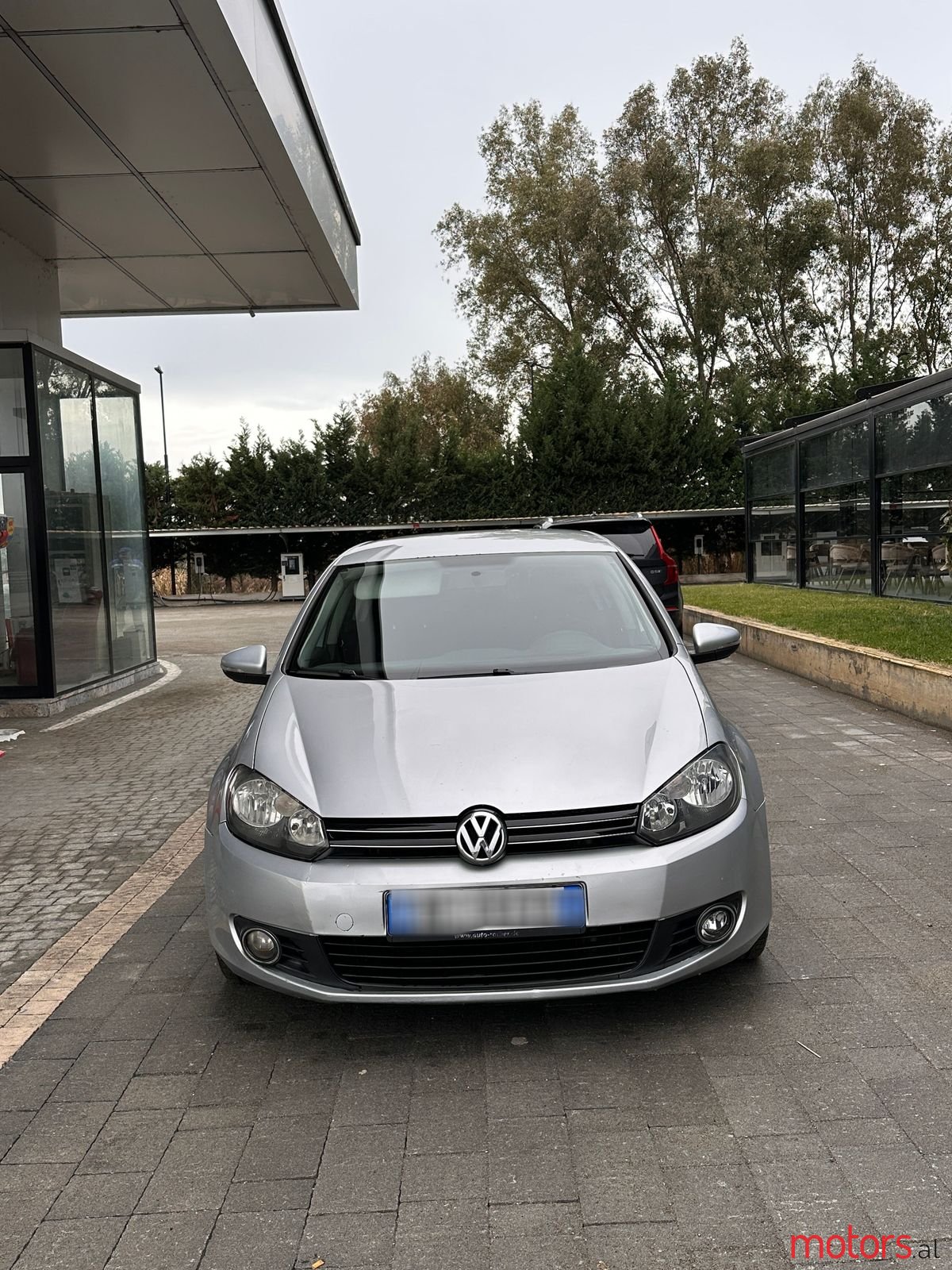 2010' Volkswagen Golf photo #3