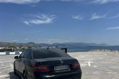 2012' Mercedes-Benz 350