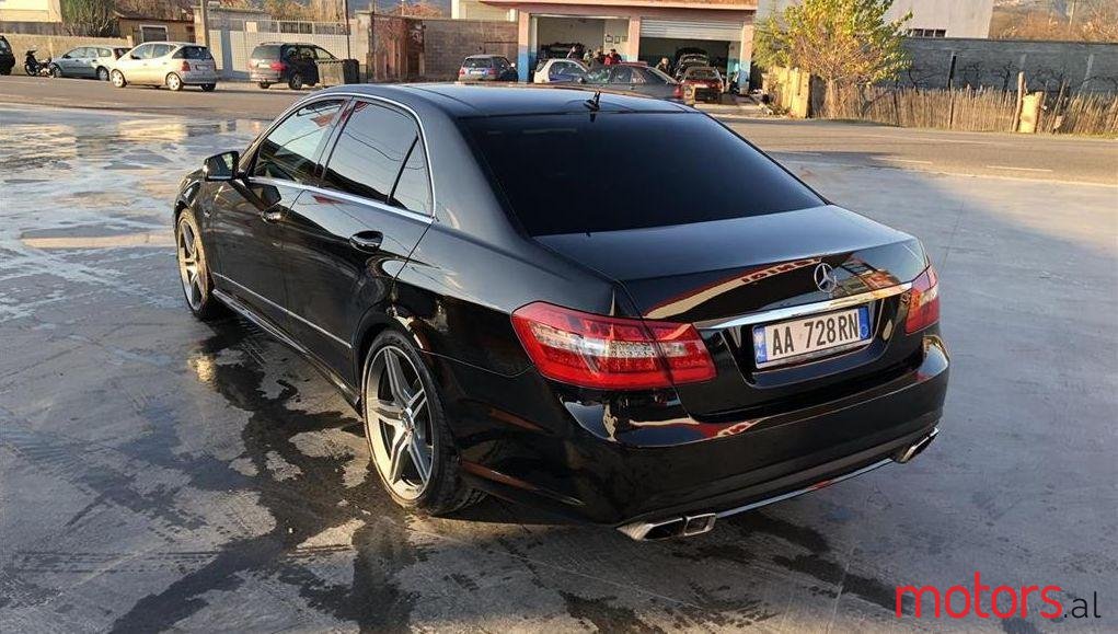 2010' Mercedes-Benz E 350 photo #4