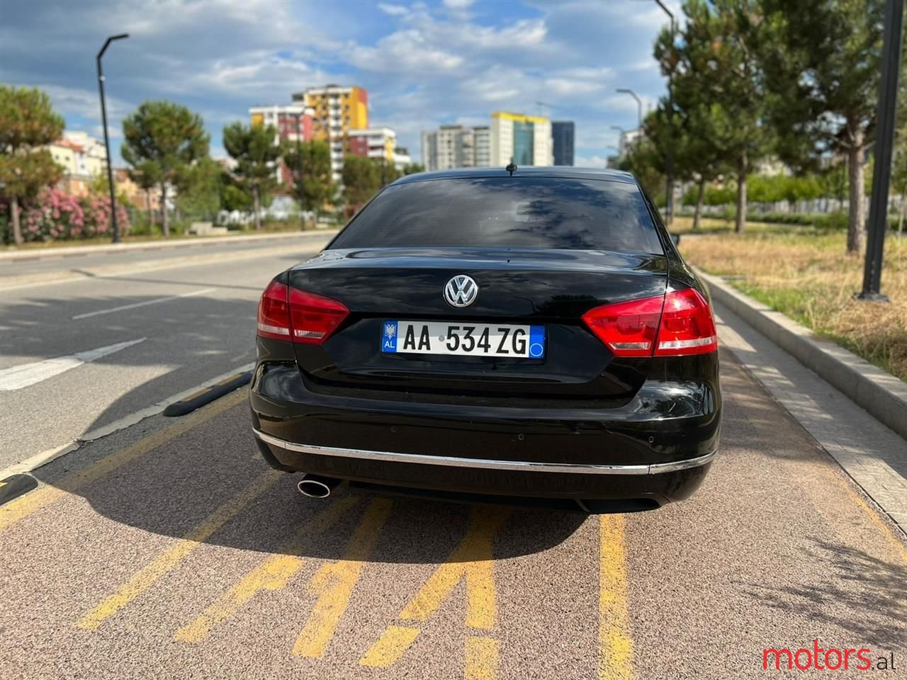 2014' Volkswagen Passat photo #2