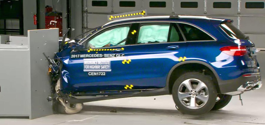 2017-2018 Mercedes-Benz GLC Rated IIHS Top Safety Pick+