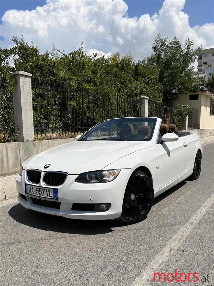 2008' BMW 320 photo #2