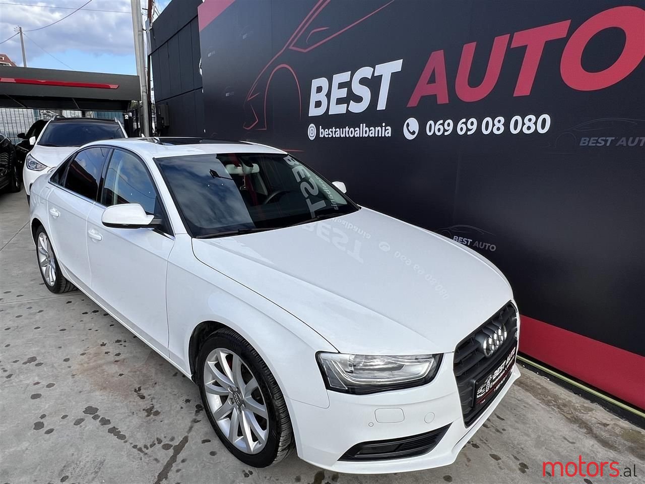 2013' Audi A4 photo #2