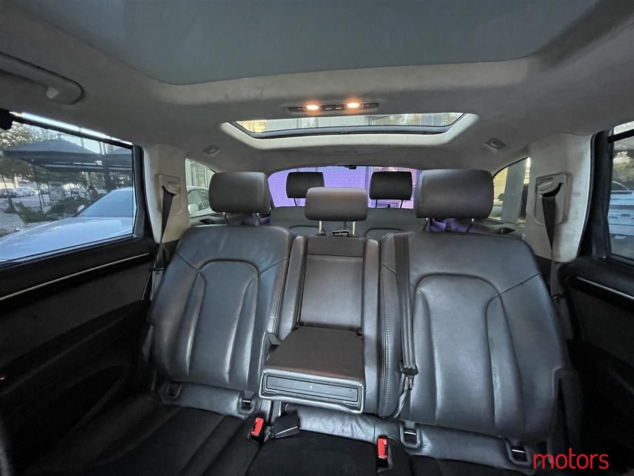 2012' Audi Q7 photo #5