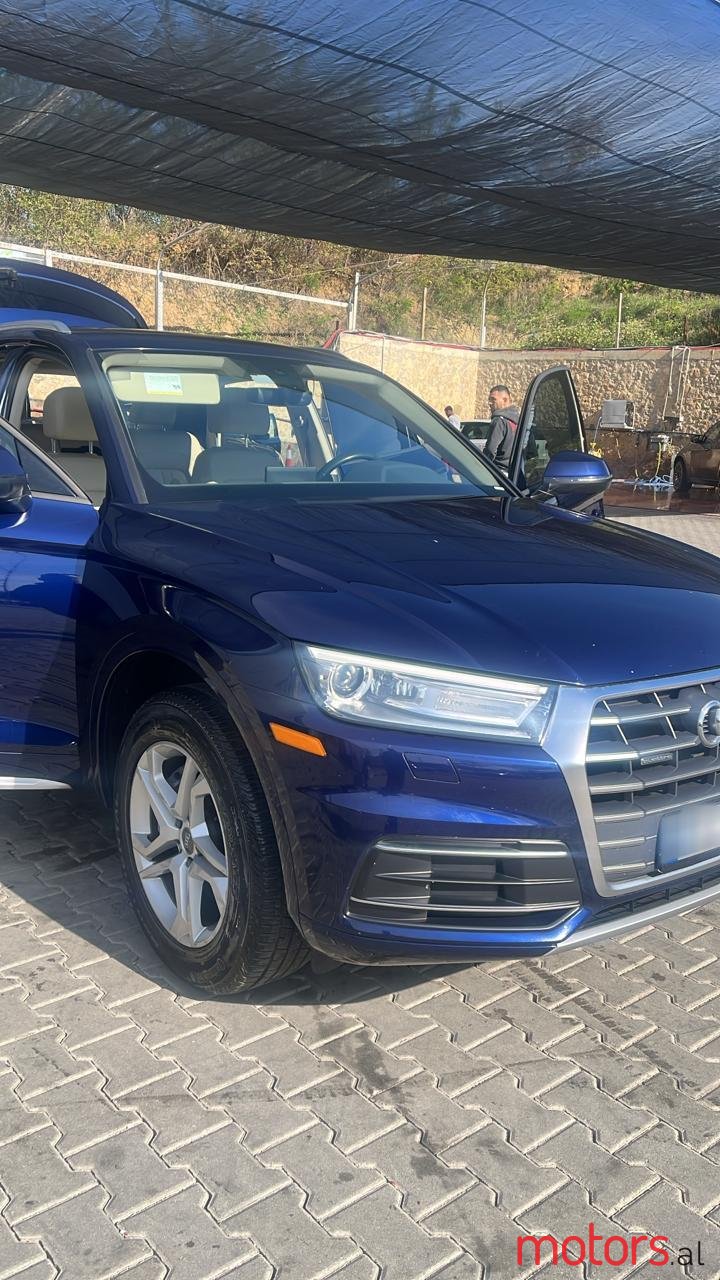 2019' Audi Q5 photo #1