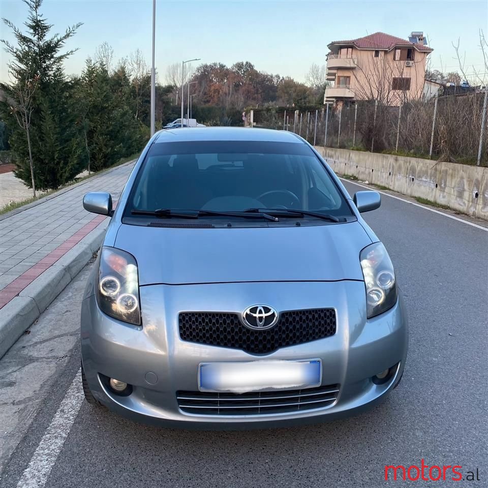 2006' Toyota Yaris photo #5