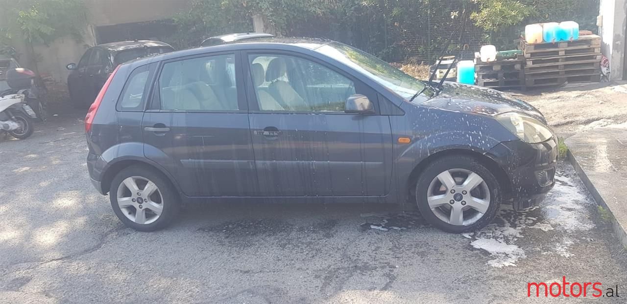 2007' Ford Fiesta photo #1