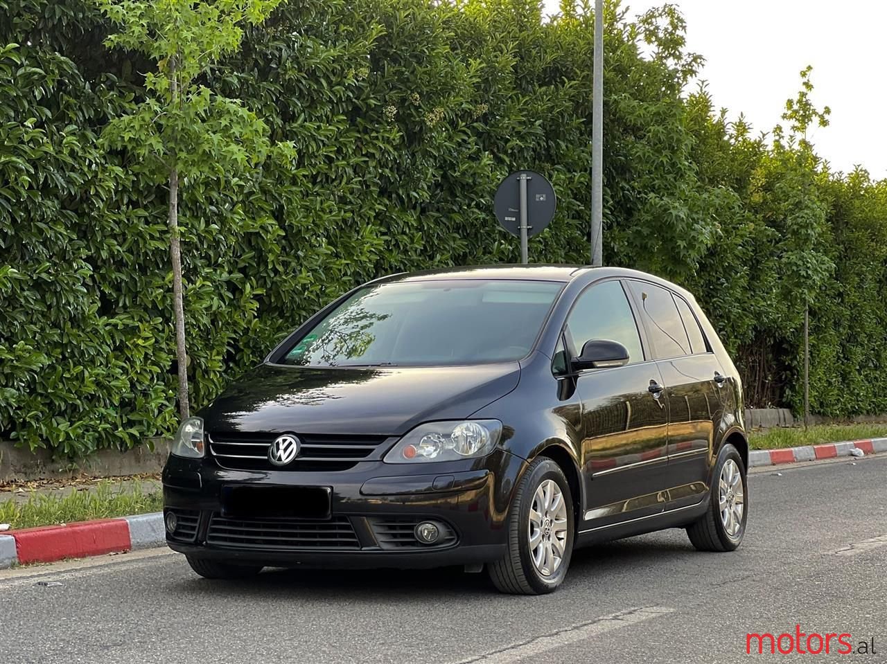 2006' Volkswagen Golf photo #4