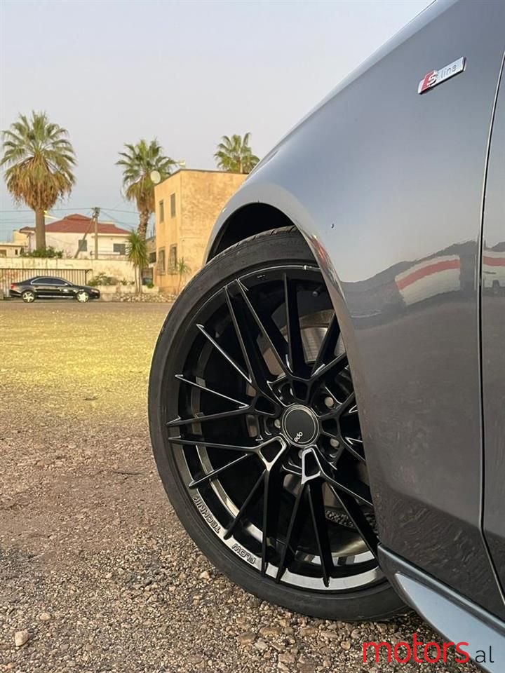 2015' Audi A4 photo #5