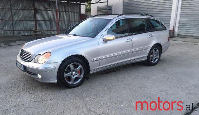 2001' Mercedes-Benz C-Class photo #1