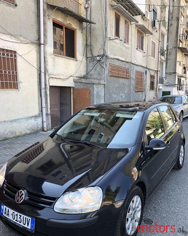 2008' Volkswagen Golf photo #1