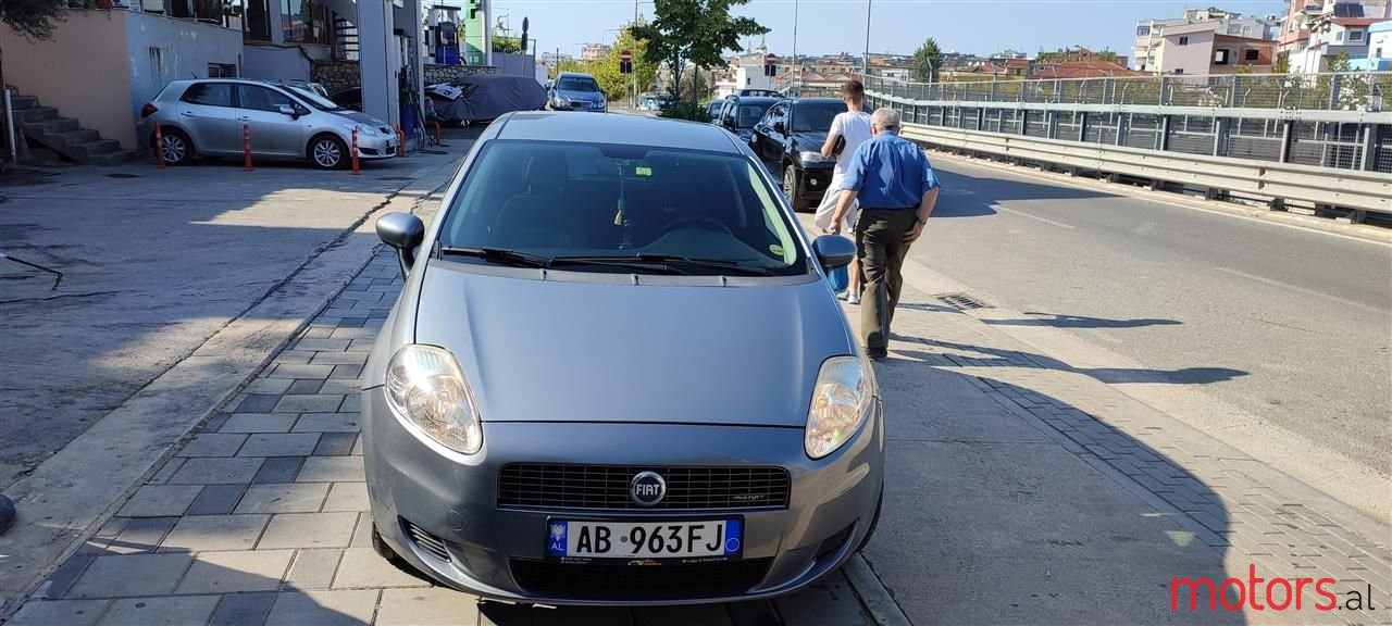 2007' Fiat Grande Punto photo #2