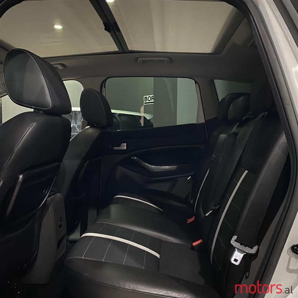 2008' Ford Kuga photo #6