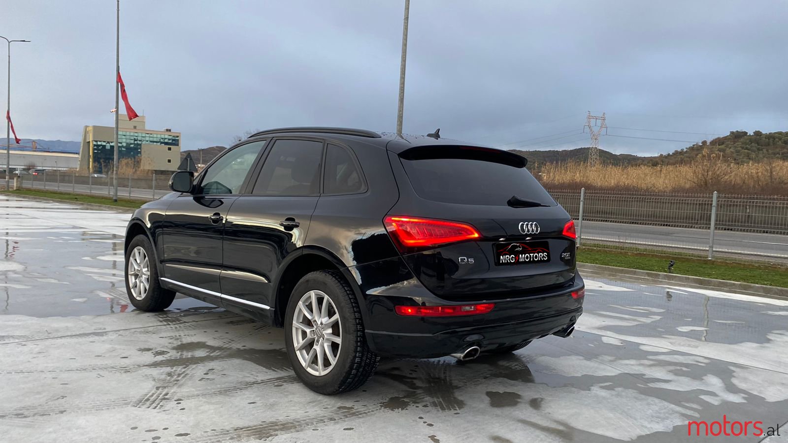 2013' Audi Q5 photo #4