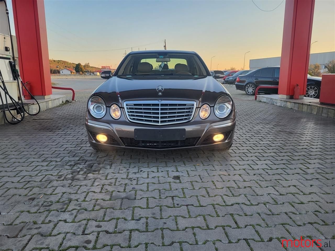 2007' Mercedes-Benz E 220 photo #2