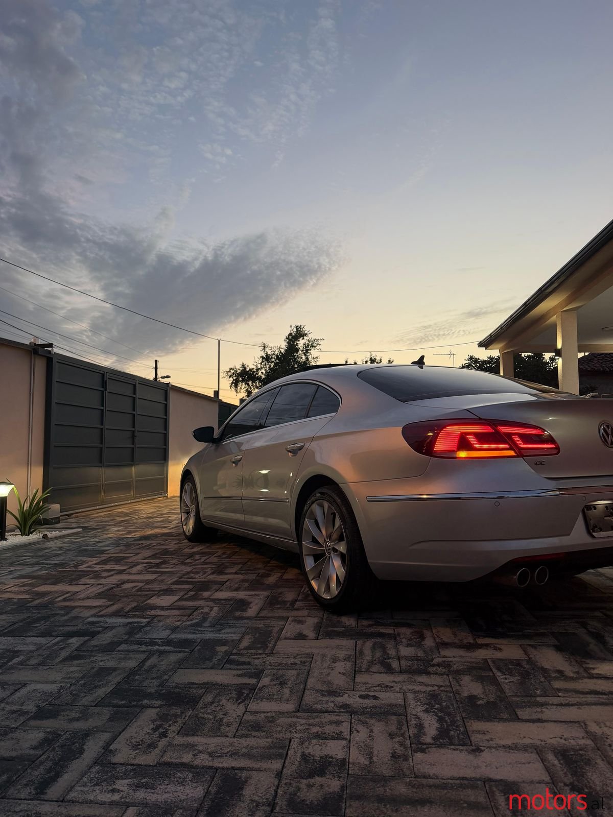 2012' Volkswagen photo #2