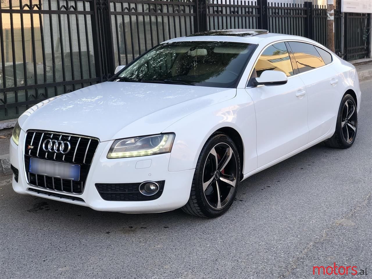 2010' Audi A5 photo #3