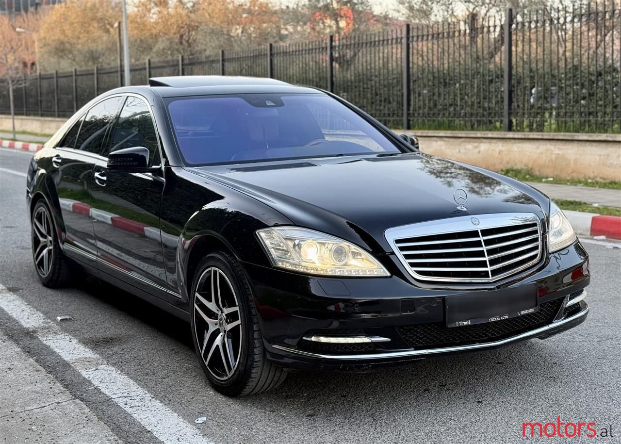 2011' Mercedes-Benz S 350 photo #5