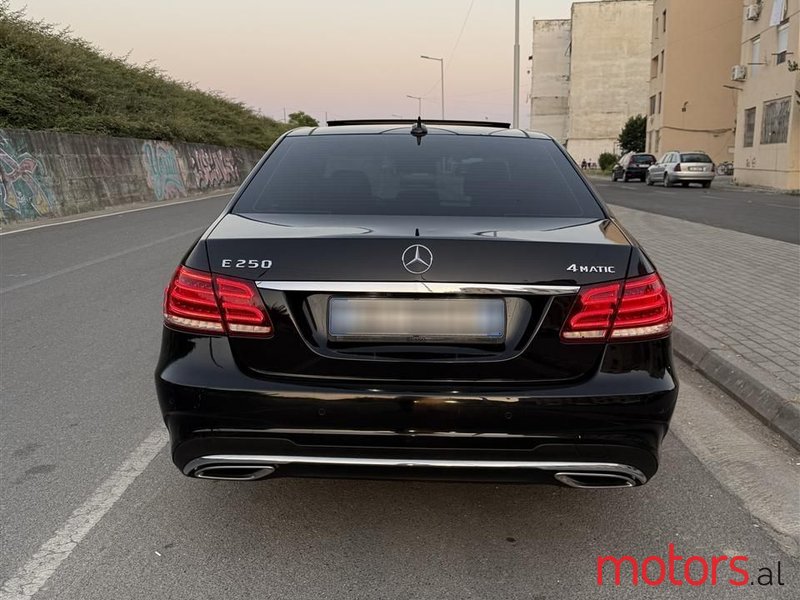 2015' Mercedes-Benz E 250 photo #5