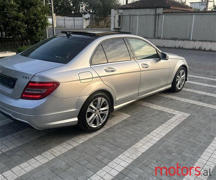 2013' Mercedes-Benz C 220 photo #3