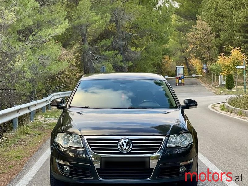 2007' Volkswagen Passat photo #6