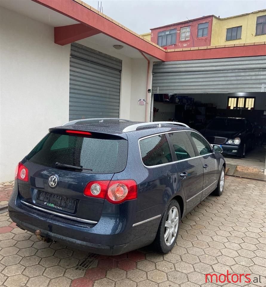 2007' Volkswagen Passat photo #1