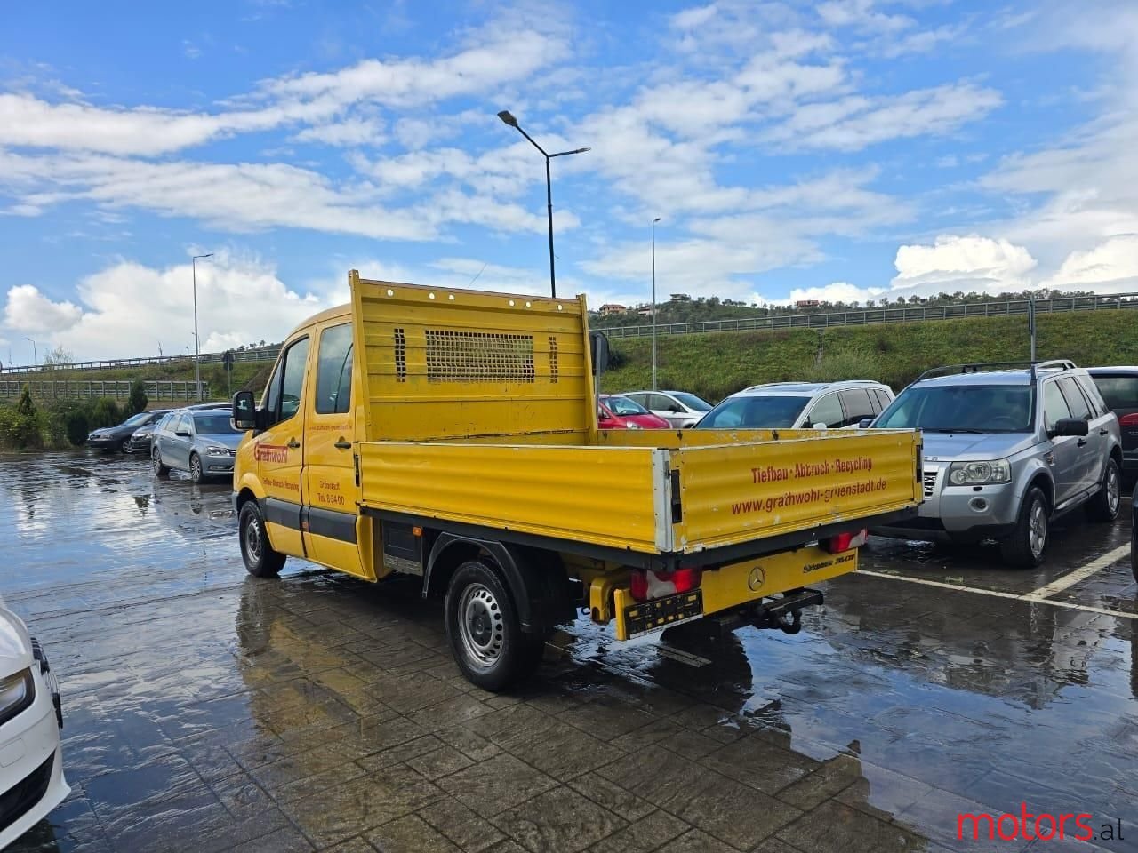 2011' Mercedes-Benz Sprinter photo #3