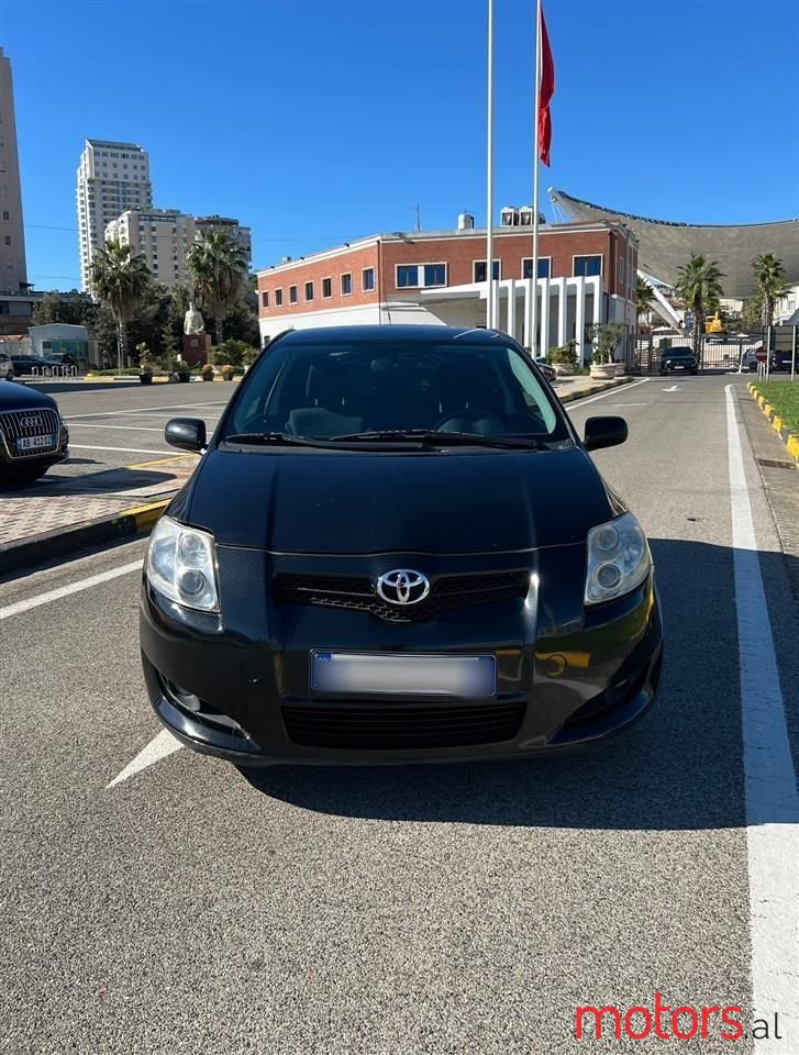 2009' Toyota Auris photo #6