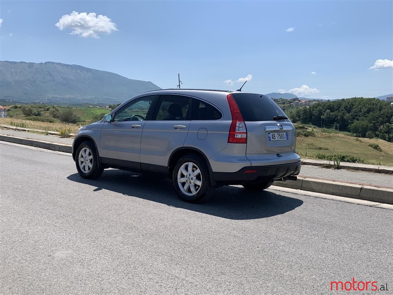 2008' Honda CR-V photo #1