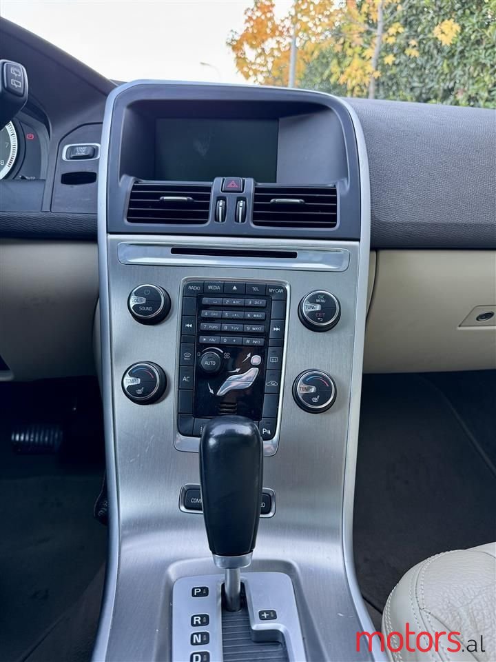 2011' Volvo Xc 60 photo #4