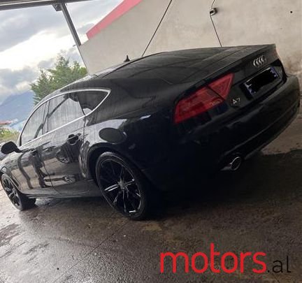 2012' Audi A7 photo #2