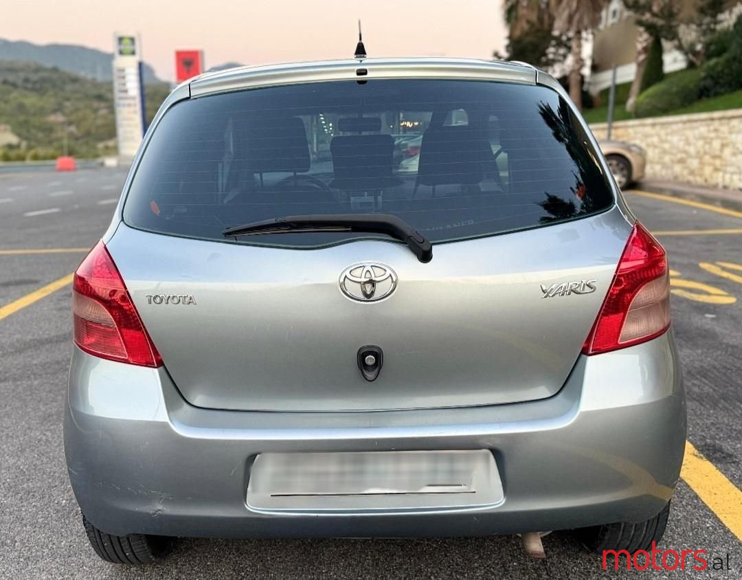 2007' Toyota Yaris photo #5