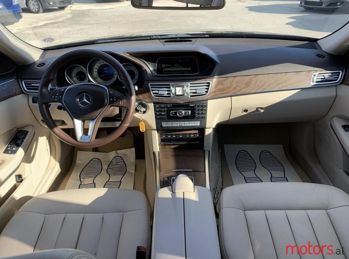 2014' Mercedes-Benz E 220 photo #6