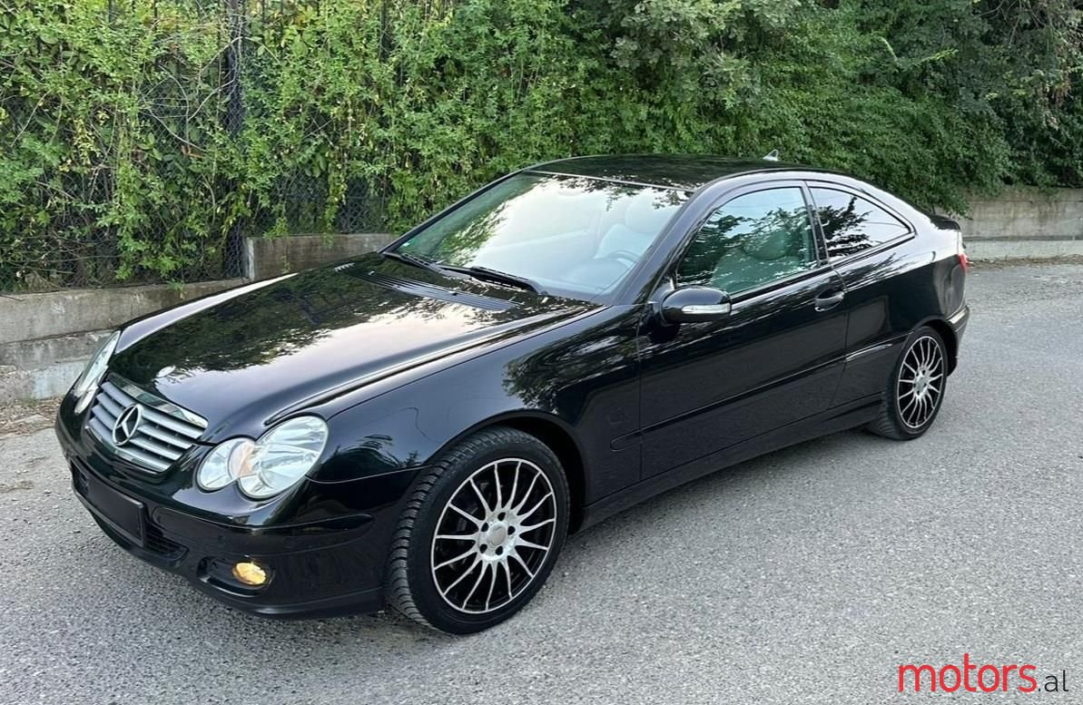 2005' Mercedes-Benz C 200 photo #1