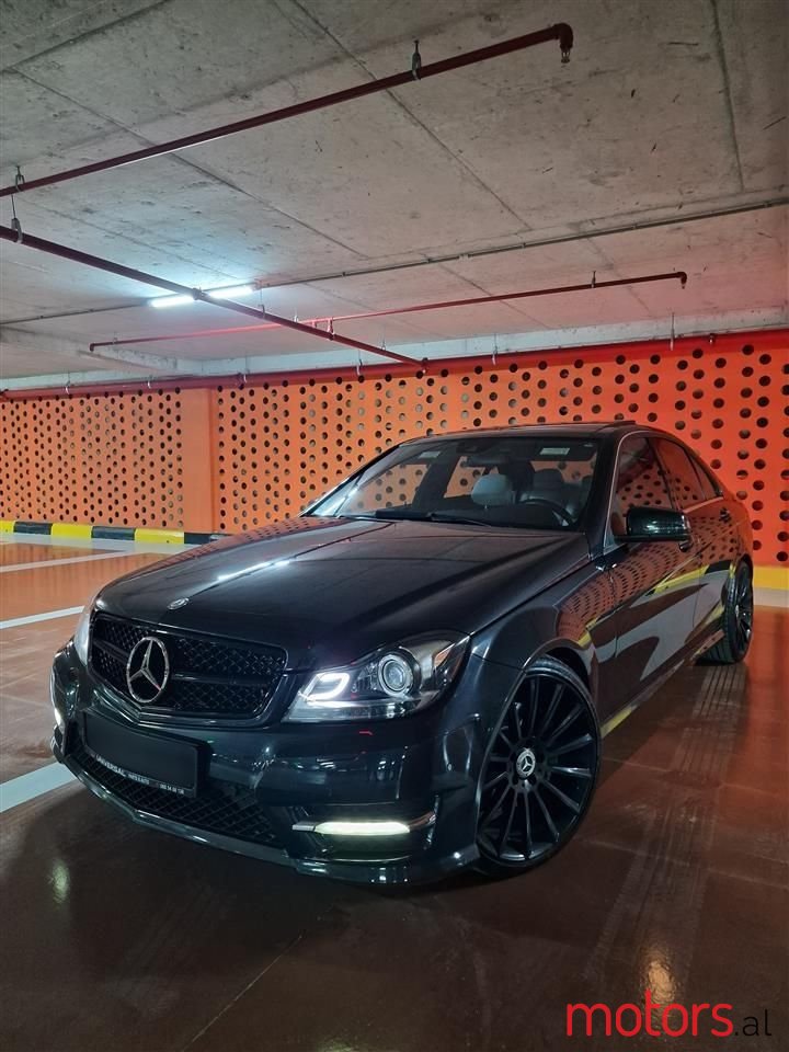 2012' Mercedes-Benz C 30 AMG photo #1