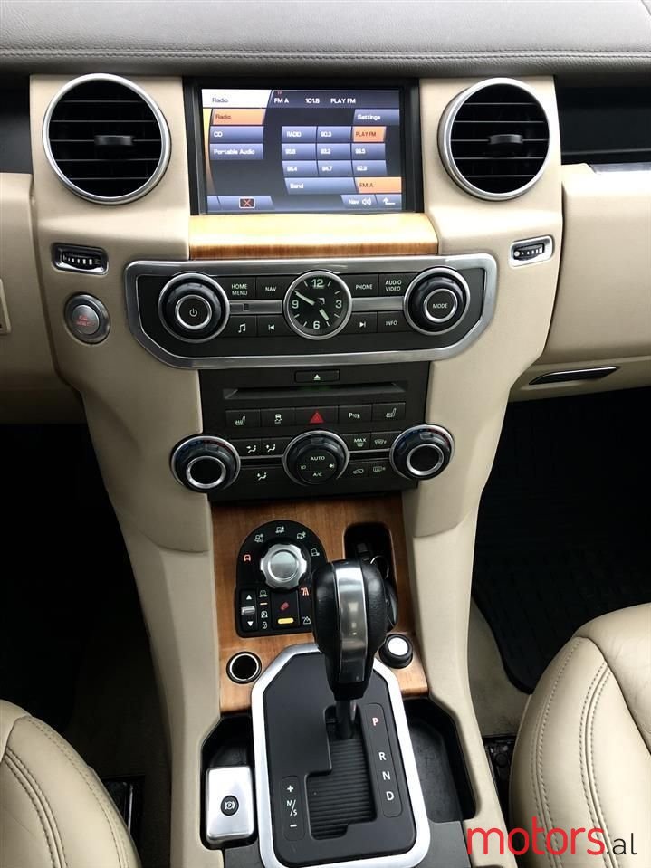 2011' Land Rover Discovery photo #4