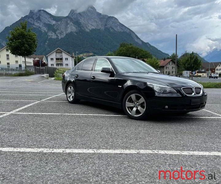 2006' BMW 525 photo #1