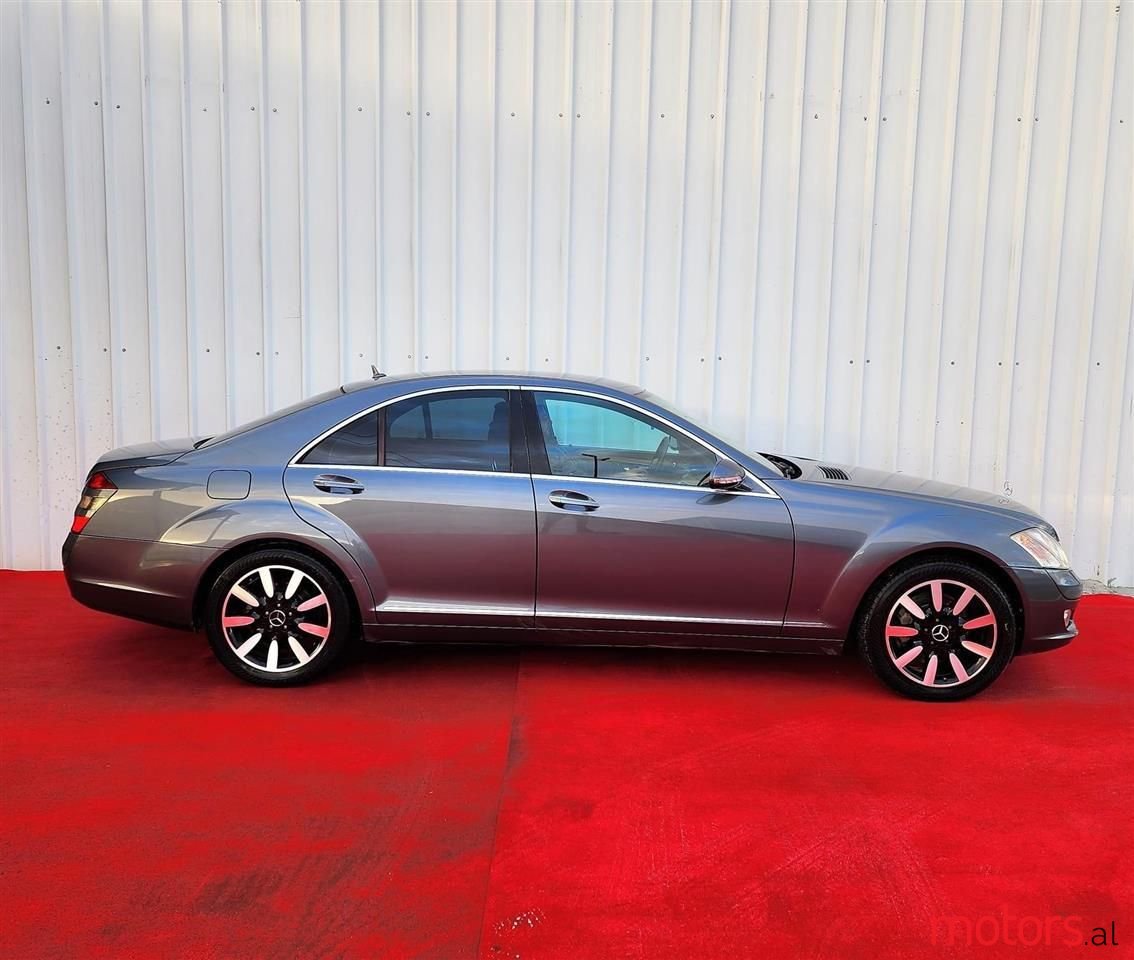 2007' Mercedes-Benz S 320 photo #2