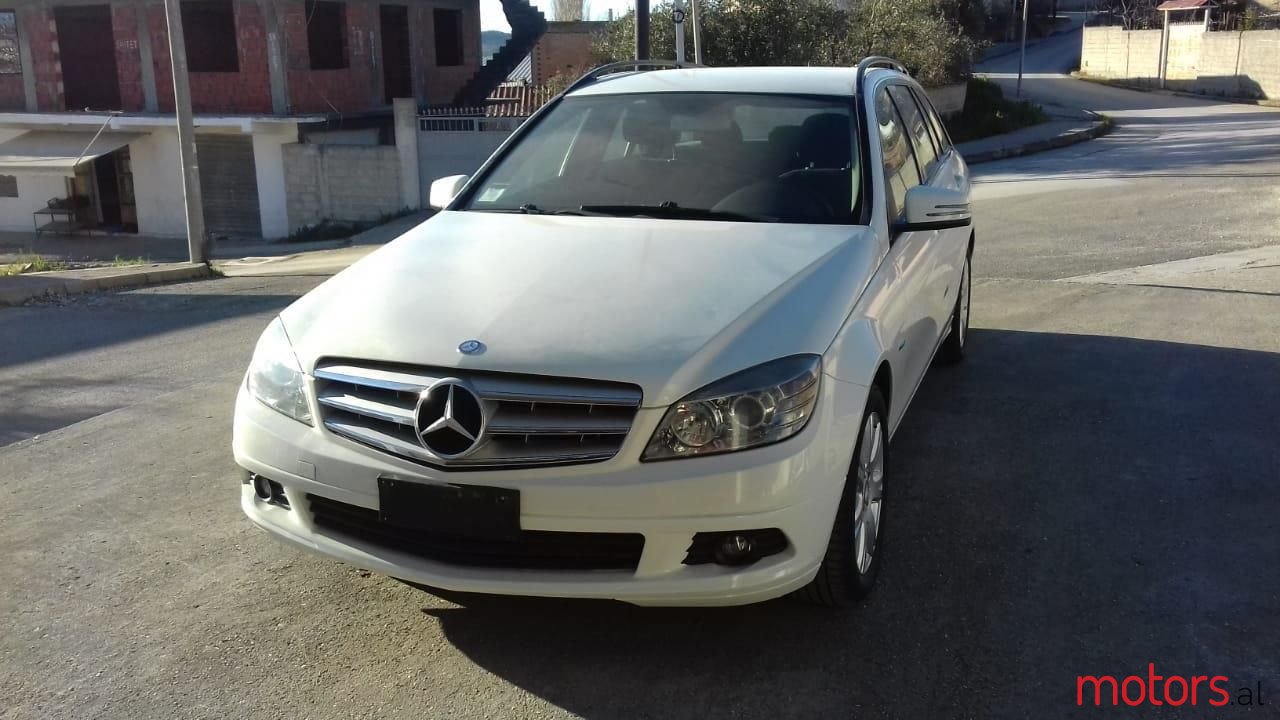 2010' Mercedes-Benz C 220 photo #1