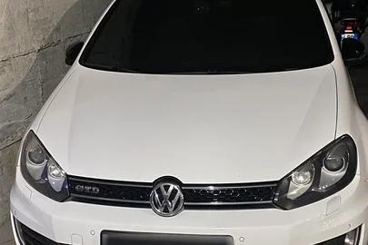 2013' Volkswagen Golf