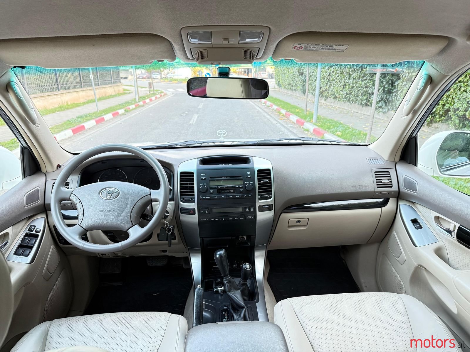 2008' Toyota Land Crusier photo #4